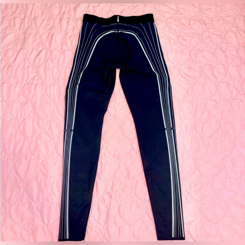 Ultracore essential ultra high shape wear legging sz 4 rare